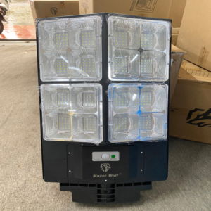 Đèn năng lượng mặt trời liền thể kim cương 400w